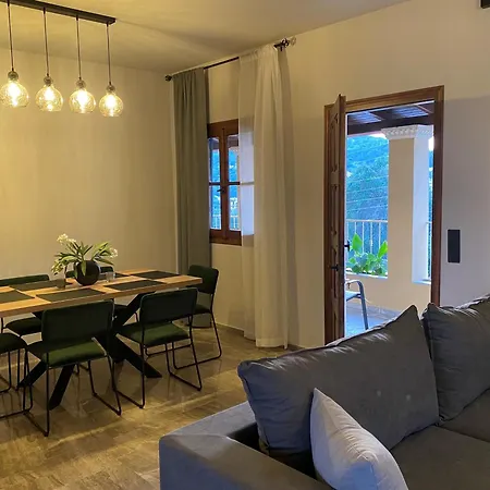 Ferienhaus Alexandra's Boutique House *