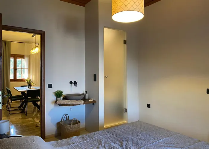 Alexandra's Boutique House *