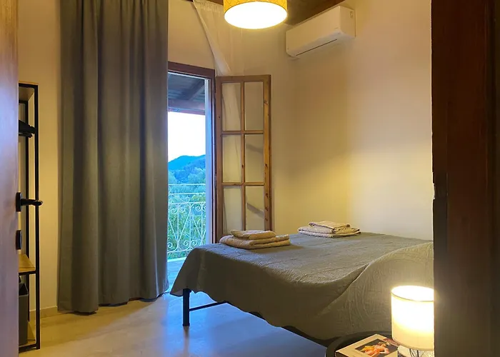 Alexandra's Boutique House בית נופש *